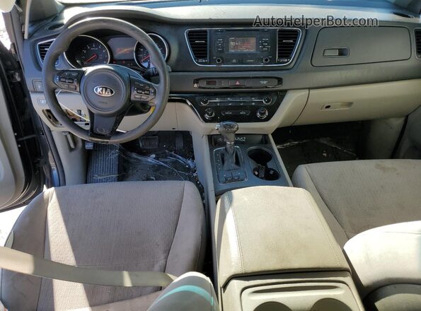 KNDMB5C1XG6096689 2016 KIA SEDONA Черный Вид панели приборов