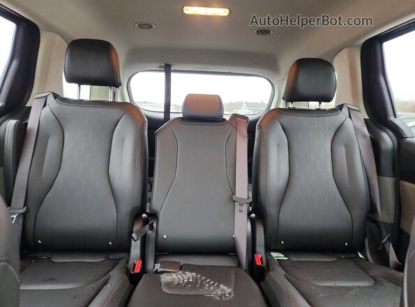 KNDNB5K31S6535343 2025 KIA CARNIVAL Угольный Вид задних сидений