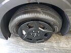 2026 Kia Carnival Lx Gray vin: KNDNB5K3XT6587670 Damage: Left Front Tire, Cut, Replacement Required