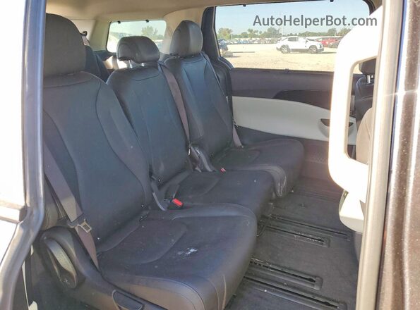 KNDNC5H34R6315192 2024 KIA CARNIVAL Угольный Вид задней части салона