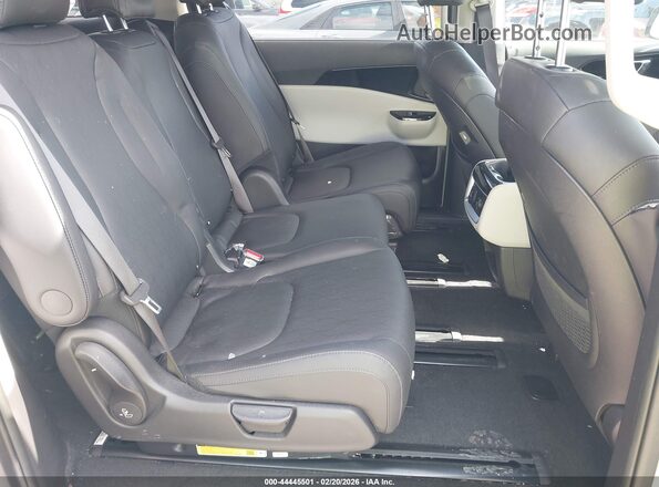 KNDNE5H30R6424517 2024 KIA CARNIVAL MPV Серый Вид наклейки с VIN-кодом