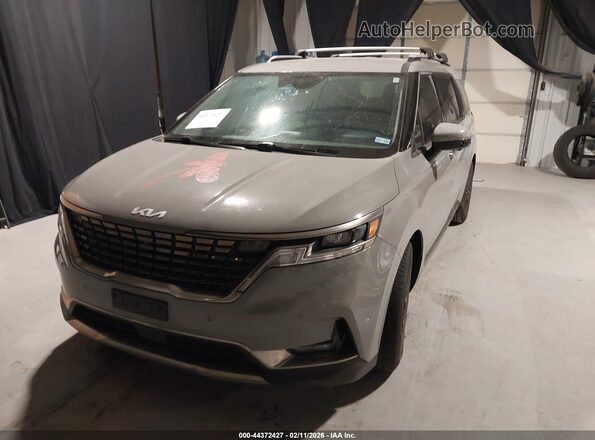 KNDNE5H38P6280048 2023 KIA CARNIVAL MPV Серый Передняя левая четверть