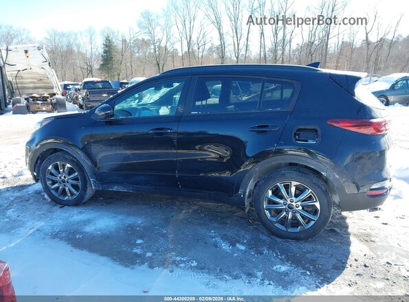 KNDP6CAC7N7024432 2022 KIA SPORTAGE Черный Вид задней части салона
