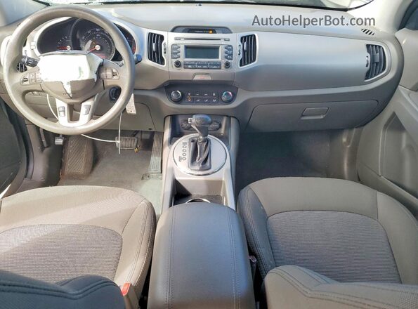 KNDPB3AC8G7876805 2016 KIA SPORTAGE Серебряный Вид панели приборов
