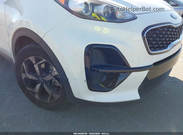 KNDPM3AC5N7015198 2022 KIA SPORTAGE Белый Вид спереди