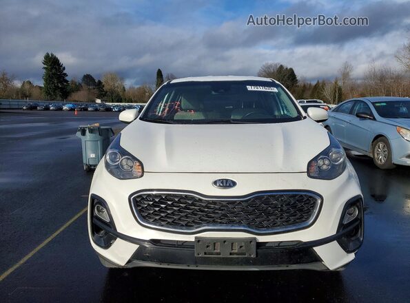 KNDPMCAC1M7896982 2021 KIA SPORTAGE Белый Вид спереди