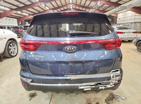 KNDPMCAC2N7017832 2022 KIA SPORTAGE Синий Вид сзади