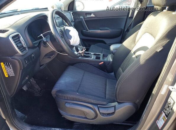 KNDPMCAC4K7503084 2019 KIA SPORTAGE Gray Widok wnętrza z przodu