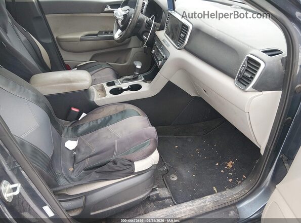 KNDPMCAC7L7766980 2020 KIA SPORTAGE Gray Widok wnętrza z przodu