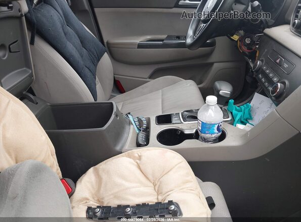 KNDPMCACXK7494634 2019 KIA SPORTAGE Черный Вид салона спереди