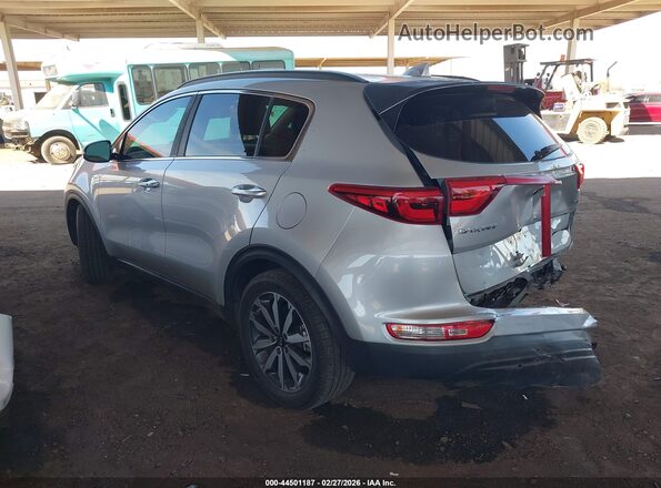 KNDPN3AC3J7420676 2018 KIA SPORTAGE Серебряный Задняя левая четверть