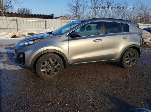 KNDPNCAC0N7963781 2022 KIA SPORTAGE Серебряный Передняя левая четверть