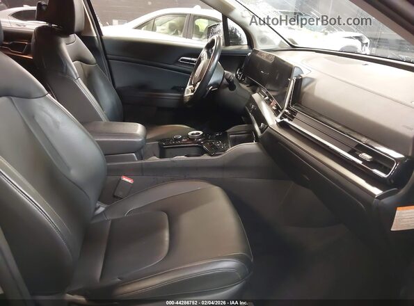 KNDPVCAG9P7067856 2023 KIA SPORTAGE HYBRID Black Widok wnętrza z przodu