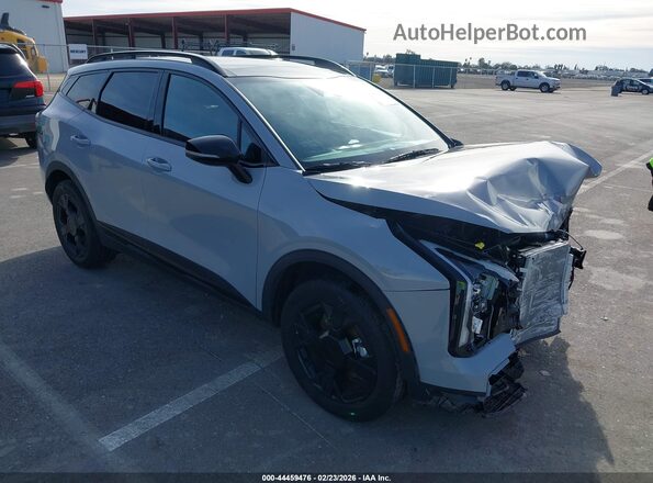 KNDPVDDG4T7293668 2026 KIA SPORTAGE HYBRID Серебряный Передняя правая четверть