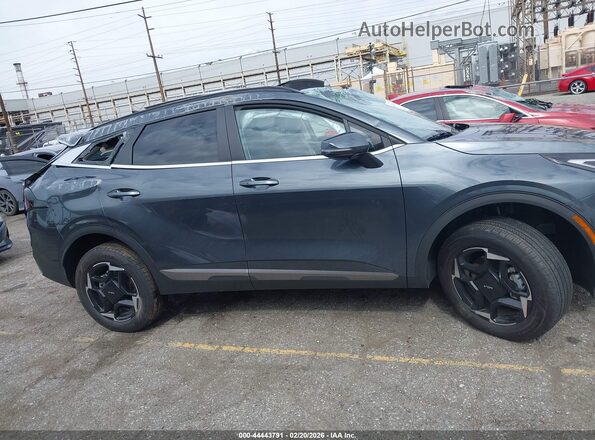 KNDPVDDG7T7299058 2026 KIA SPORTAGE HYBRID Серый Вид задней части салона