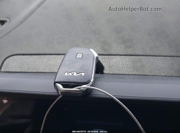 KNDPYDDH4S7239091 2025 KIA SPORTAGE PLUG-IN HYBRID Gray Widok deski rozdzielczej