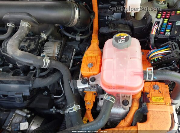 KNDRH4LG7M5044599 2021 KIA SORENTO HYBRID Серебряный Вид сзади