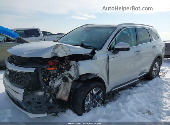 KNDRH4LG7M5044599 2021 KIA SORENTO HYBRID Серебряный Вид спереди