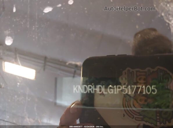 KNDRHDLG1P5177105 2023 KIA SORENTO HYBRID Серый Вид подкапотного пространства