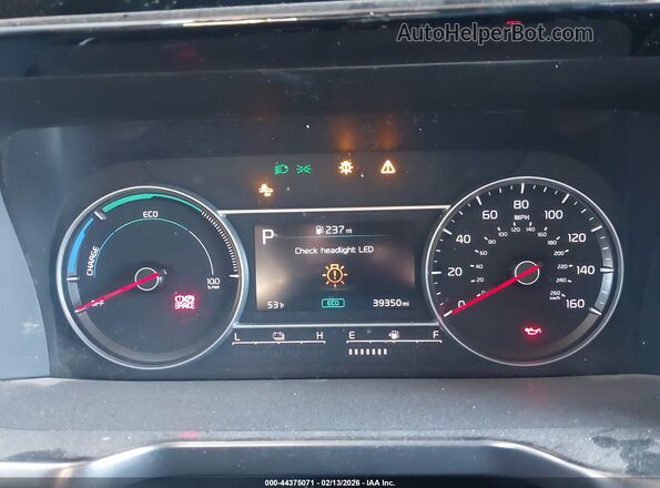 KNDRHDLG6P5167086 2023 KIA SORENTO HYBRID Белый Вид задних сидений