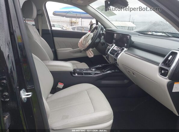KNDRKDLG6P5215669 2023 KIA SORENTO HYBRID Black წინა სალონის ხედი