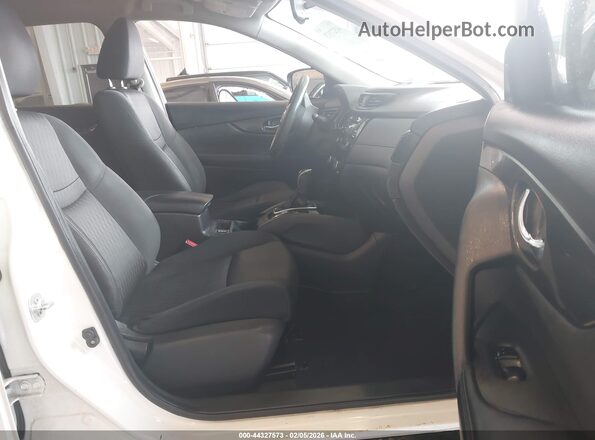 KNMAT2MT1HP561337 2017 NISSAN ROGUE White Սալոնի դիմացի տեսք