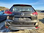 2017 Nissan Rogue S Green vin: KNMAT2MV2HP521768