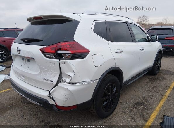 KNMAT2MV7JP577565 2018 NISSAN ROGUE White Rear right