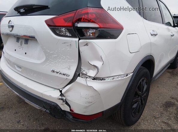 KNMAT2MV7JP577565 2018 NISSAN ROGUE White Front view
