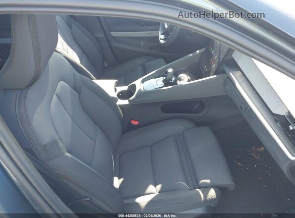 LPSED3KA0NL077144 2022 POLESTAR 2 Gray Vista interior delantera