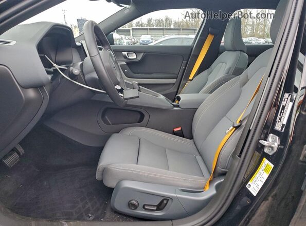 LPSED3KA2NL058384 2022 POLESTAR 2 Черный Вид салона спереди