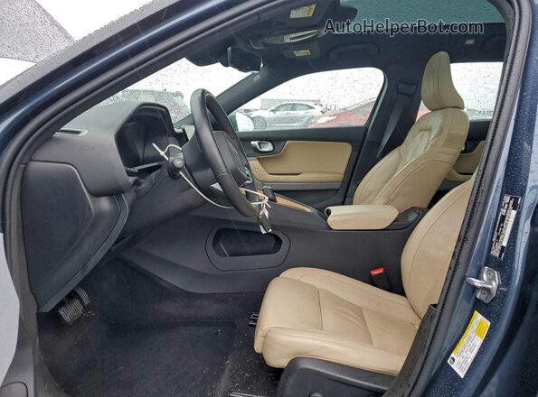 LPSED3KA8NL073455 2022 POLESTAR 2 Синий Вид салона спереди