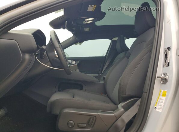 LPSED3KA8NL073553 2022 POLESTAR 2 Blue Vista interior delantera
