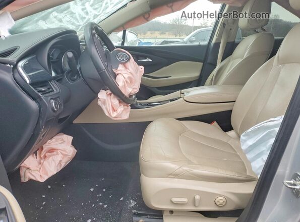 LRBFX1SA8JD016716 2018 BUICK ENVISION Silver Vista interior delantera
