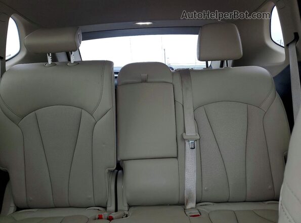 LRBFX2SA5JD002570 2018 BUICK ENVISION Silver Widok tylnych siedzeń