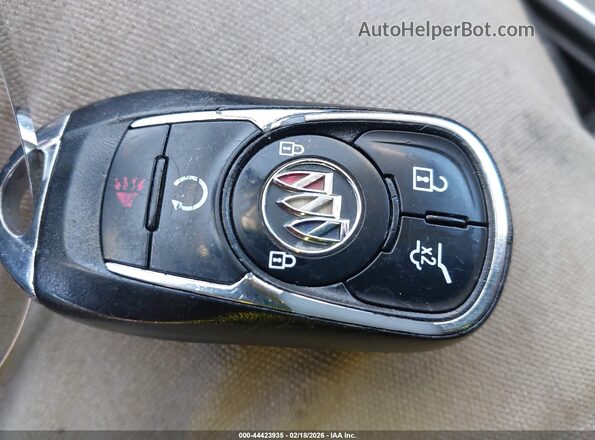 LRBFXCSA0LD031161 2020 BUICK ENVISION Белый Вид панели приборов
