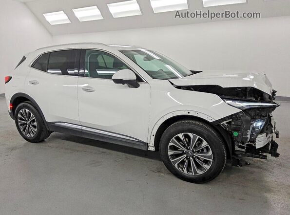 LRBFZME42RD044377 2024 BUICK ENVISION Белый Передняя правая четверть