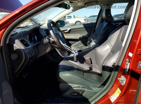 LYV402FM5GB090072 2016 VOLVO S60 Red Widok wnętrza z przodu