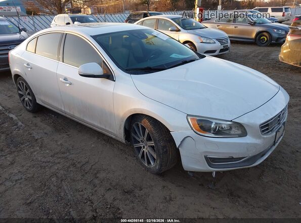 LYV402HM7HB148276 2017 VOLVO S60 INSCRIPTION Белый Передняя правая четверть