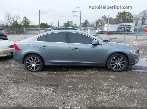 LYV612TKXGB091212 2016 VOLVO S60 INSCRIPTION Серый Вид задней части салона