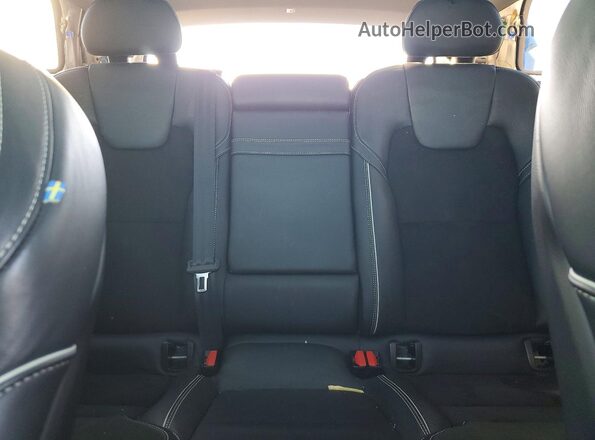 LYVA22RM3JB100937 2018 VOLVO XC60 Серебряный Вид задних сидений