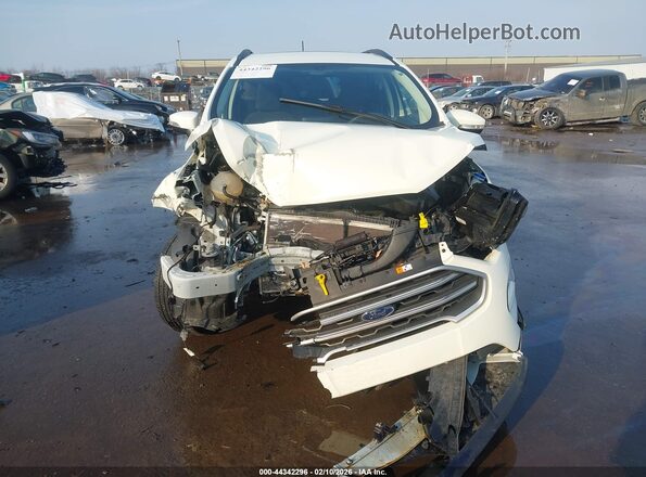MAJ6S3GL2NC463890 2022 FORD ECOSPORT White Widok z przodu