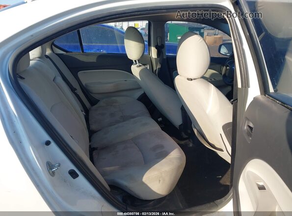 ML32F3FJ2JHF09217 2018 MITSUBISHI MIRAGE G4 White VIN կոդի պիտակի տեսք