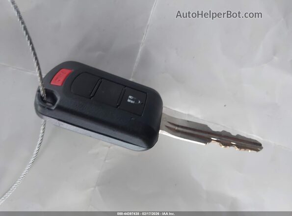 ML32F3FJ6HHF19663 2017 MITSUBISHI MIRAGE G4 Синий Вид панели приборов