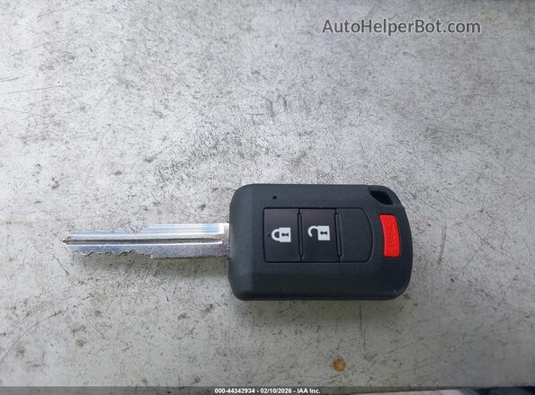 ML32FUFJ7RHF15631 2024 MITSUBISHI MIRAGE G4 White Widok deski rozdzielczej