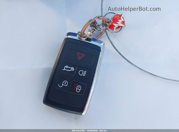 SADCJ2EX1NA699074 2022 JAGUAR F-PACE Синий Вид панели приборов