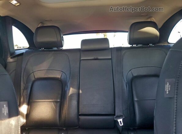 SADCJ2EXXMA677993 2021 JAGUAR F-PACE White Հետևի նստատեղերի տեսք