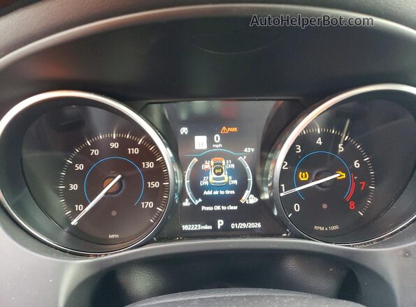 SADCJ2FX4KA360450 2019 JAGUAR F-PACE White Widok tylnych siedzeń