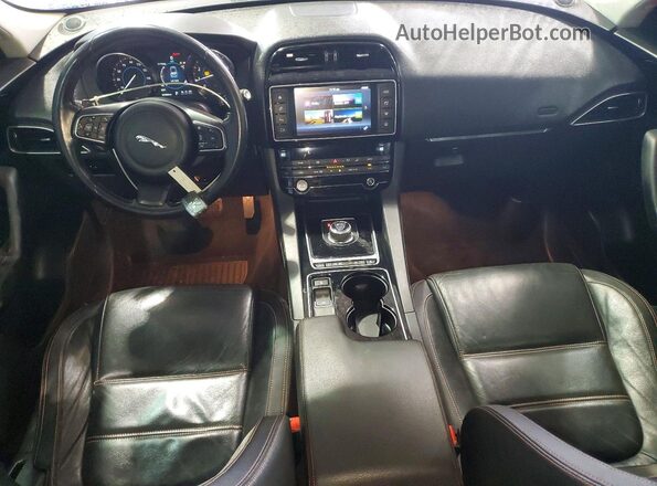 SADCK2BV4HA067951 2017 JAGUAR F-PACE Черный Вид панели приборов