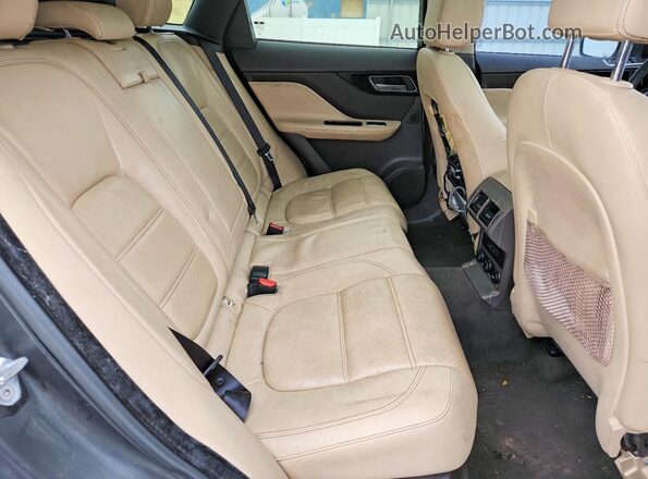 SADCK2BV9HA065533 2017 JAGUAR F-PACE Белый Вид задней части салона